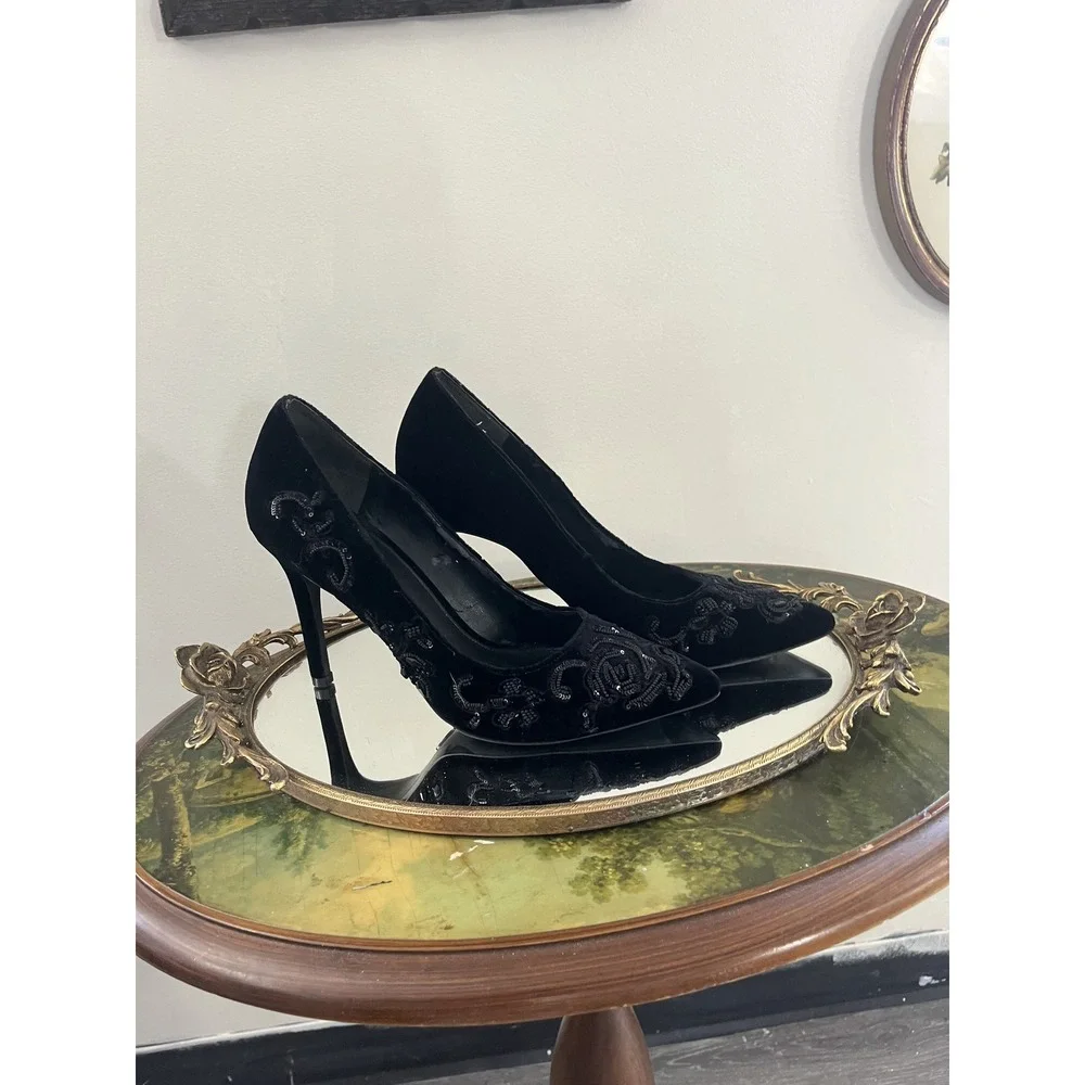 Michael Kors Black Velvet Sequin Beaded Embroidered Pointed Toe Pumps Size 8
